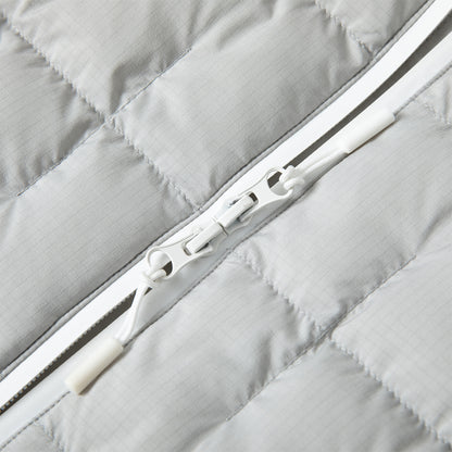 CLASSIC HOODED DOWN JACKET